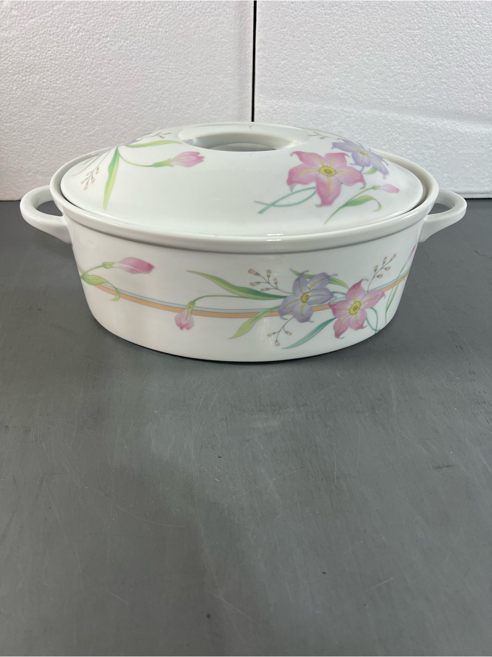 Source Unknown White Ceramic Covered Casserole with Pink & Purple Floral Motif